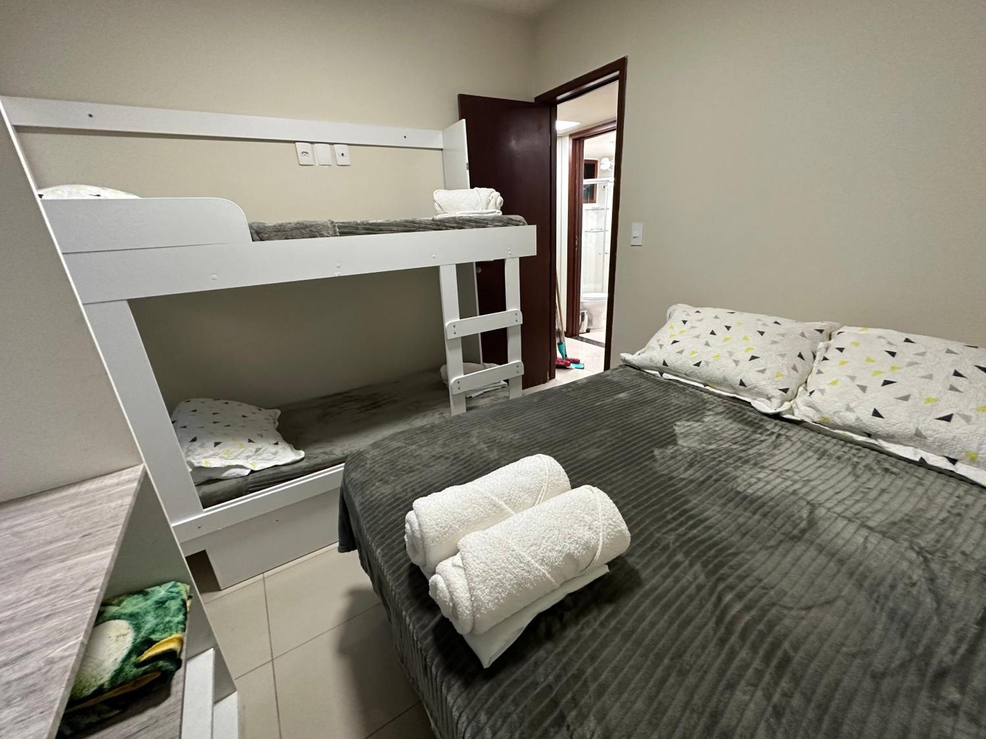 Em Beira Mar Apartment *